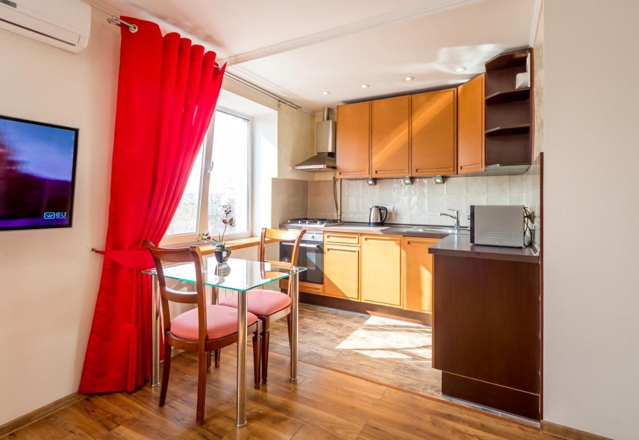 קייב Apartments Near Parus Business Centre מראה חיצוני תמונה