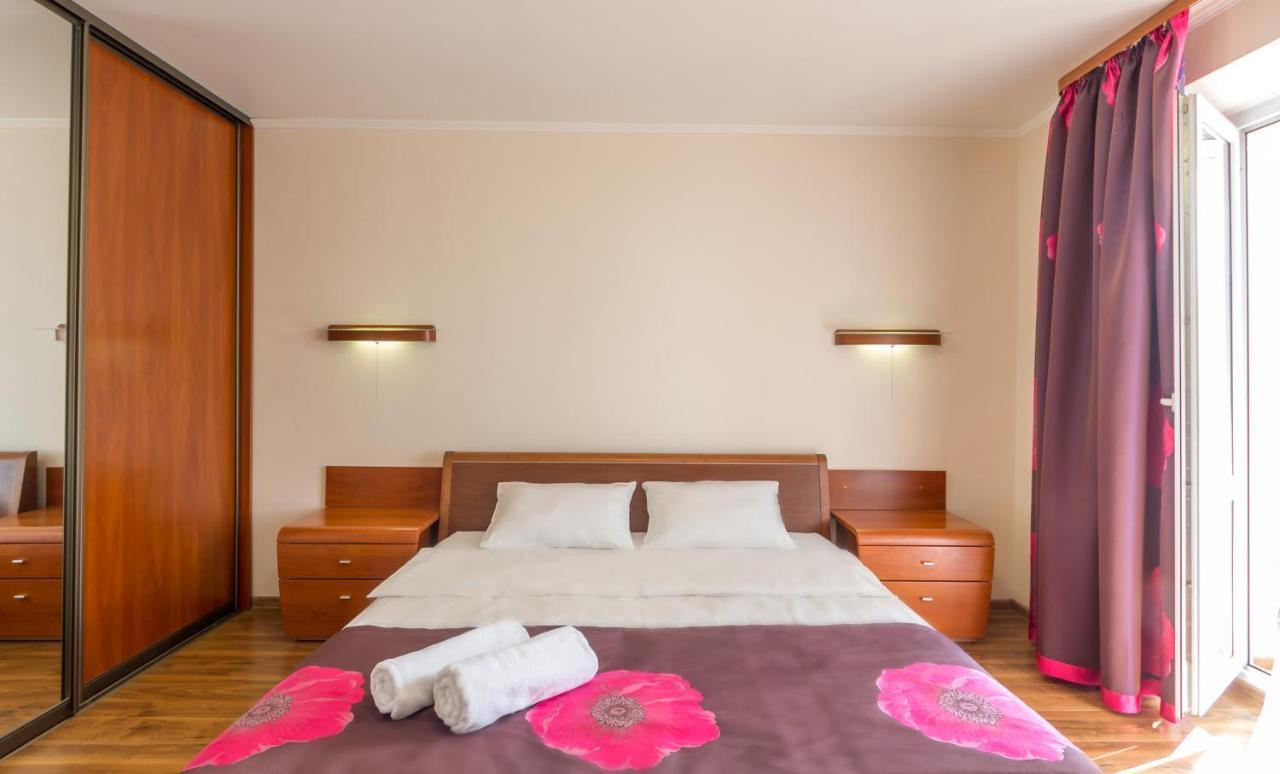 קייב Apartments Near Parus Business Centre מראה חיצוני תמונה