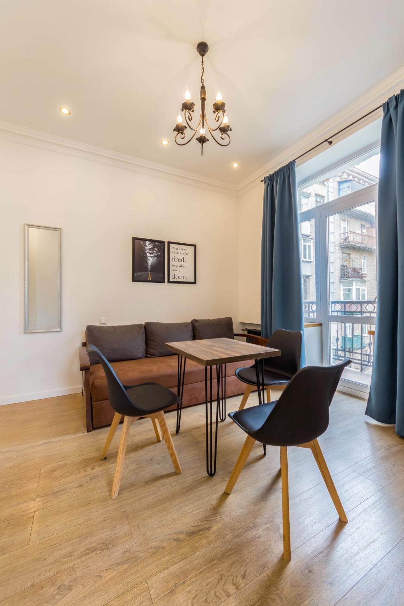 קייב Apartments Near Parus Business Centre מראה חיצוני תמונה