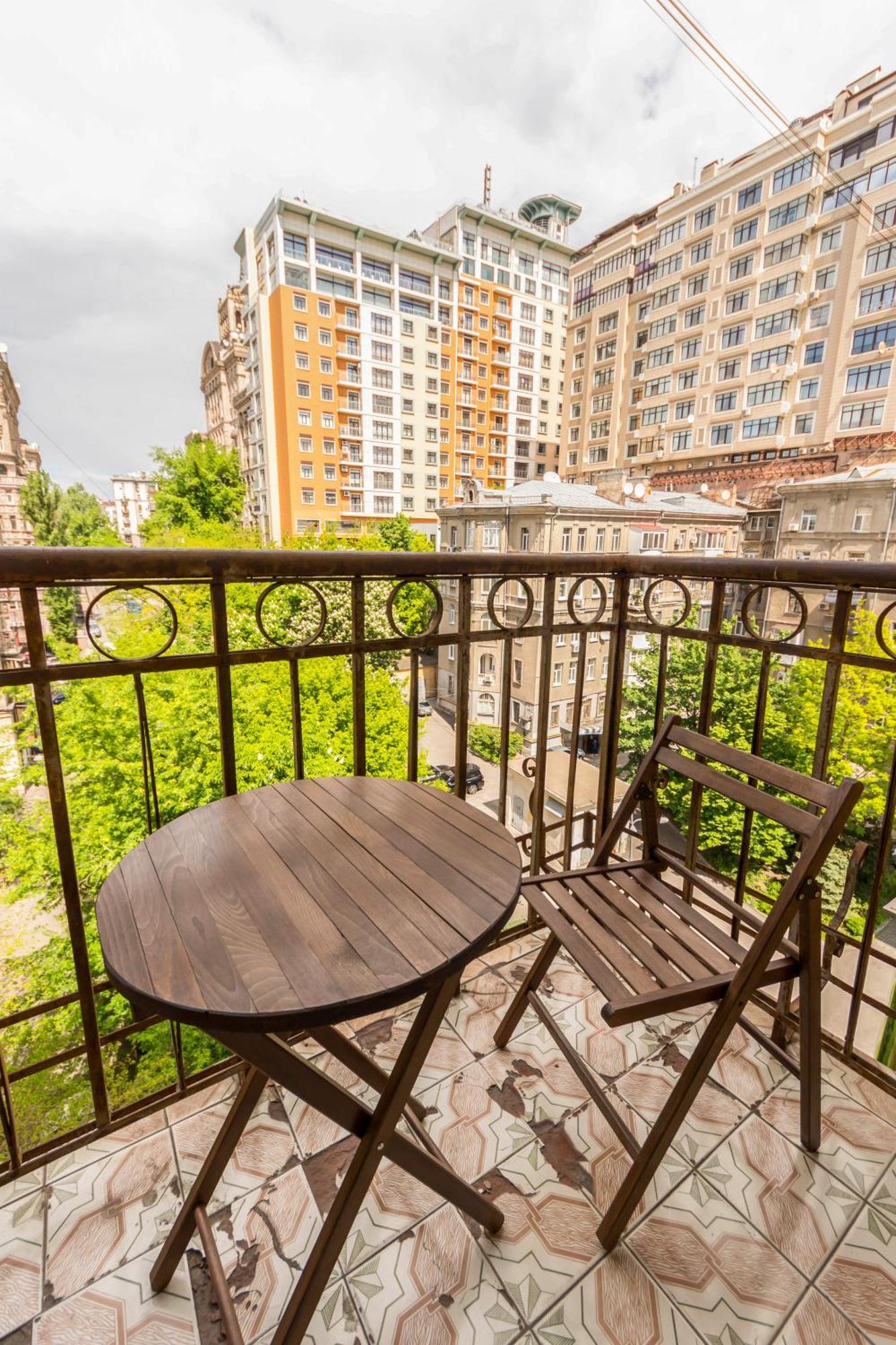 קייב Apartments Near Parus Business Centre מראה חיצוני תמונה