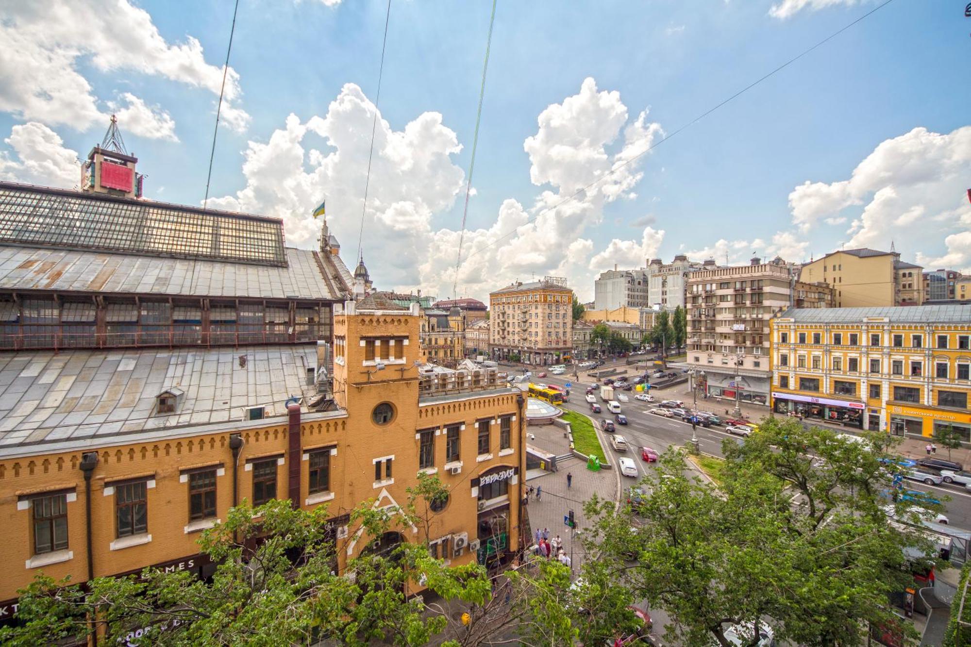 קייב Apartments Near Parus Business Centre מראה חיצוני תמונה
