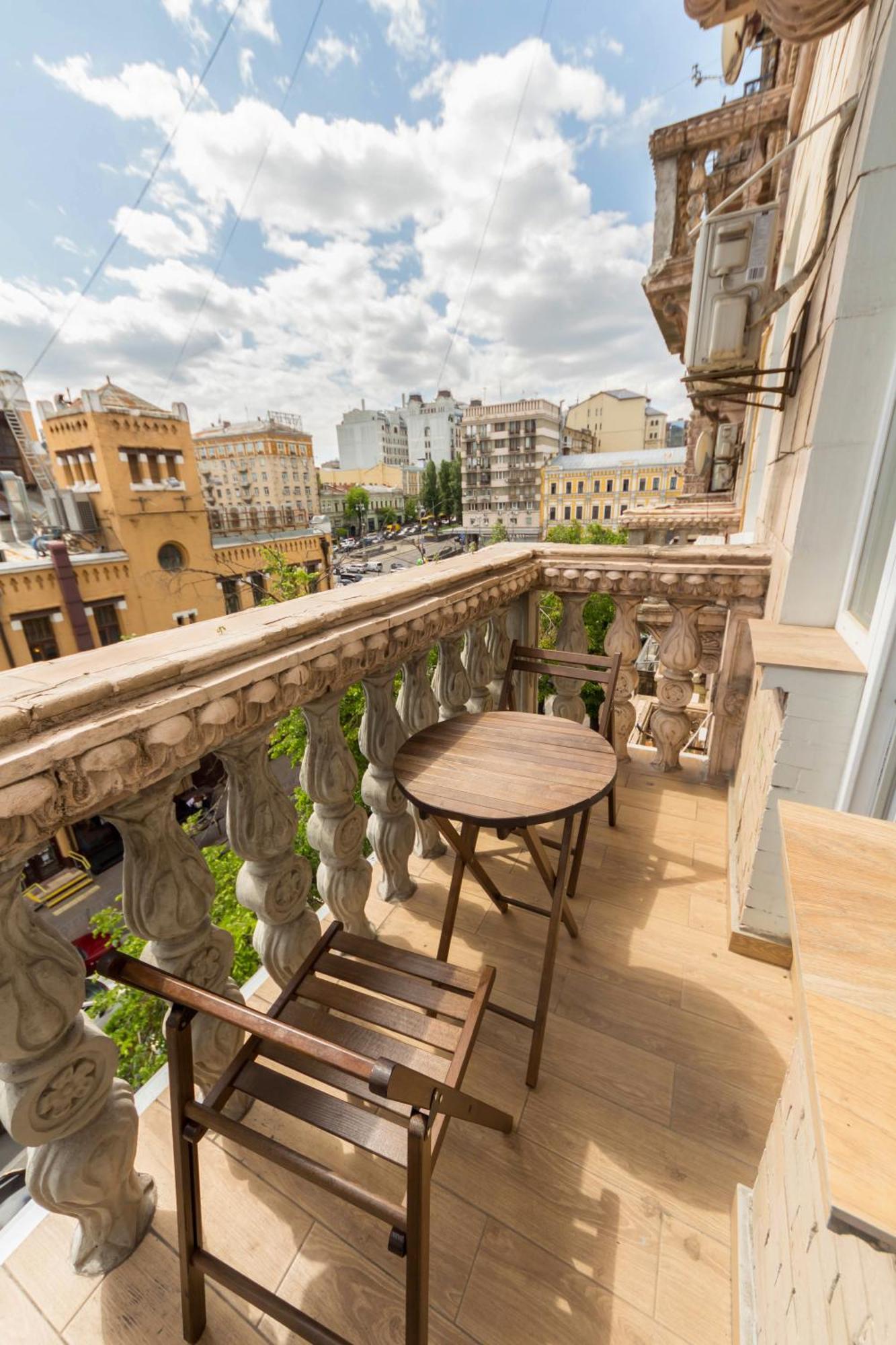 קייב Apartments Near Parus Business Centre מראה חיצוני תמונה